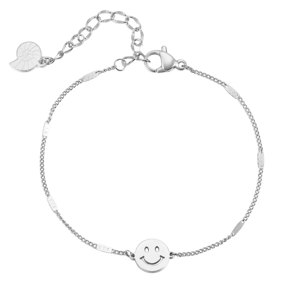 Chic Silver Smiley Bracelet